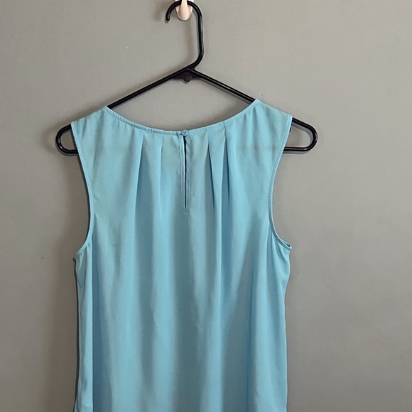 SELLING WORTHINGTON WOMEN BLOUSE SIZE MEDIUM COLOR BLUE SLEEVELESS PRE-OWNED … - Picture 4 of 11